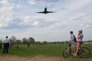 Plane landing at Reagan National Airport, as seen from Gravelly Point (photo by Alex)