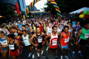 Start of 2011 Crystal City Twilighter 5K (courtesy Crystal City BID)