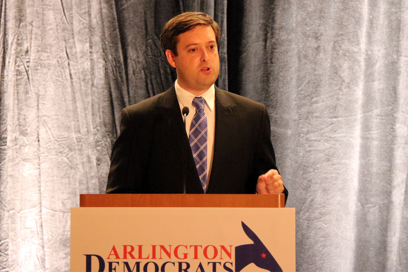 Arlington Democrats President Mike Lieberman speaks at the Jefferson-Jackson dinner