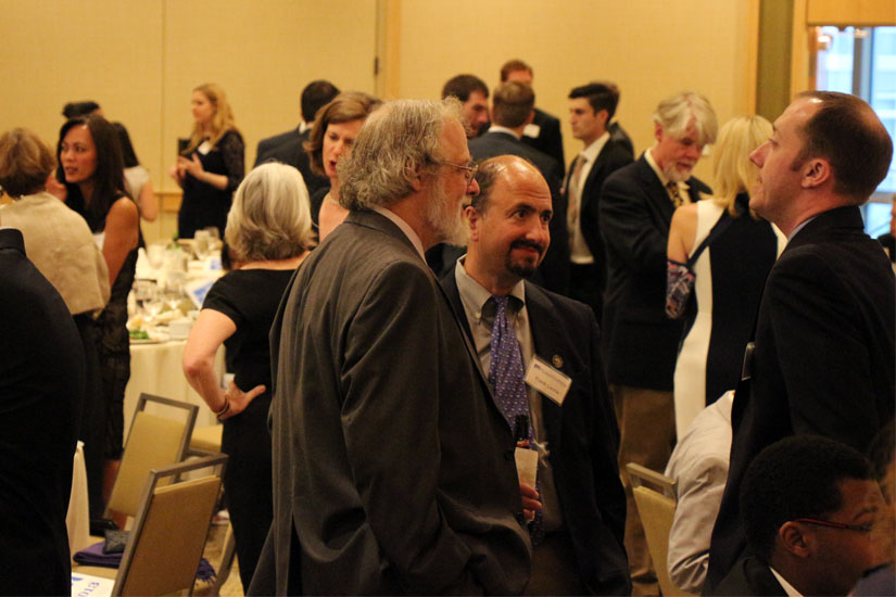 Arlington Democrats mingle before the speakers at the Jefferson-Jackson dinner