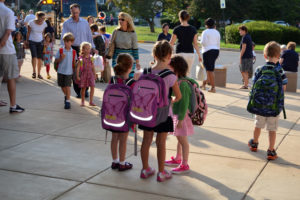 Students going back to school (file photo)