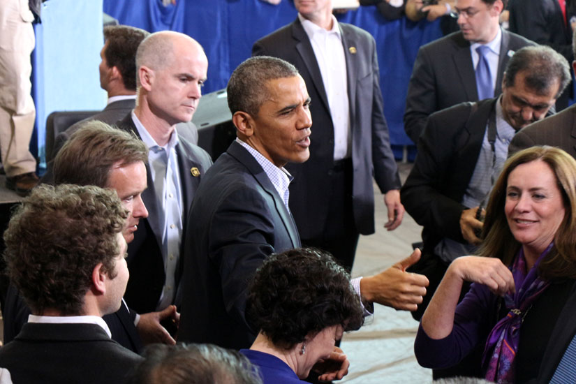 President Obama speaks at Washington-Lee High School