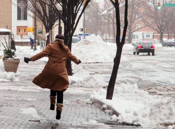 Skipping in the snow (Flickr pool photo by Robpc)