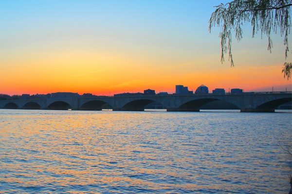 Sunset over the Memorial Bridge (Flickr pool photo by Joseph Gruber)