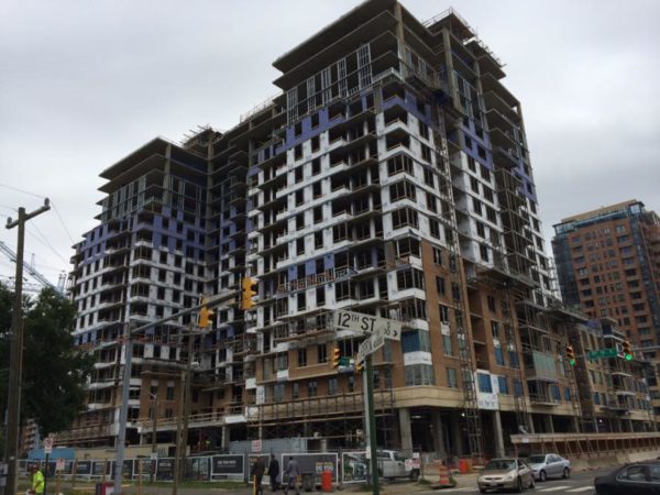 Construction on an apartment building at the corner of Fern and 12th in Pentagon City