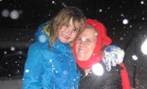 Fire victim Mary Barkes and daughter (photo via GoFundMe)