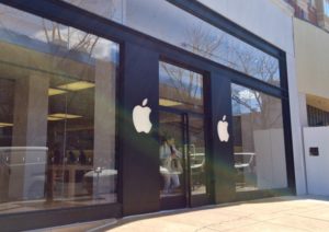 Clarendon Apple Store