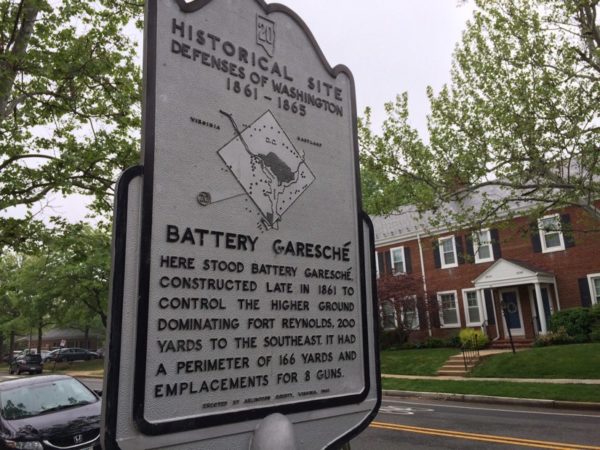 Historic marker in Fairlington