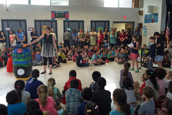 Students learn about a rain barrel at Campbell Elementary School on Earth Day (photo courtesy Virginia Energy Sense)