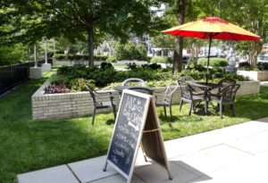 Park at Wilson and Oak in Rosslyn