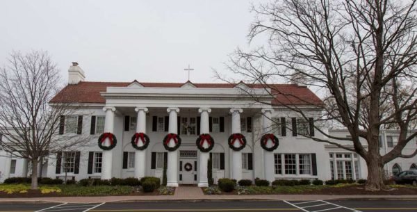 Marymount University main house during Christmastime (Flickr pool photo by Eric)