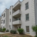 231 Thomas Street North