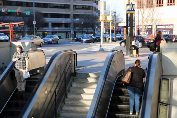 Clarendon Metro on Feb 24 2017