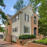 2032 N Taylor Street