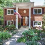 648 S Illinois Street