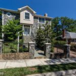 2138 Patrick Henry Drive