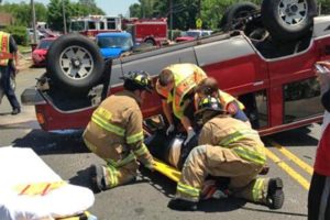 Overturned SUV near the intersection of S. Glebe Road and 2nd Street (photo courtesy @lucerojay)