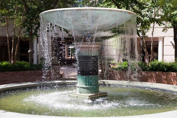 The Ellipse fountain in Ballston (Flickr pool photo by Eschweik