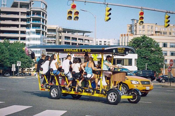 Trolley Pub in Clarendon (photo by N ARLINGTON ST)